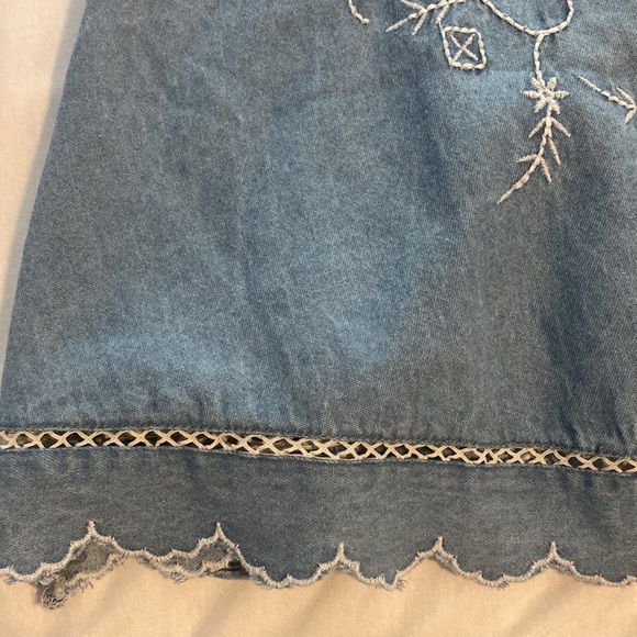 American Eagle Tank Top - Picture 3 of 6